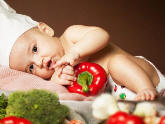 ​10 полезных веществ, которые необходимы малышу