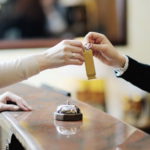 10 вещей, которые не стоит делать в гостиничном номере