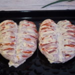Куриная грудка, запеченная с томатами и сыром