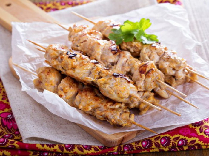 Куриные шашлычки на сковороде