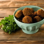 Фалафель — что это за блюдо и как его вкусно приготовить