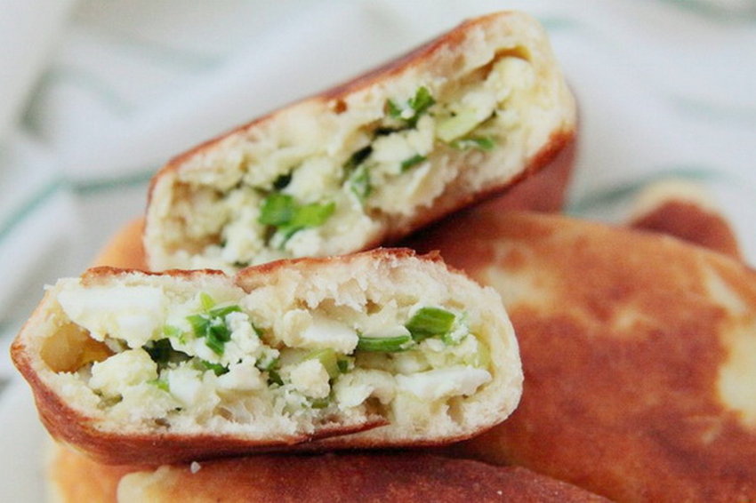 Пирожки с яйцом