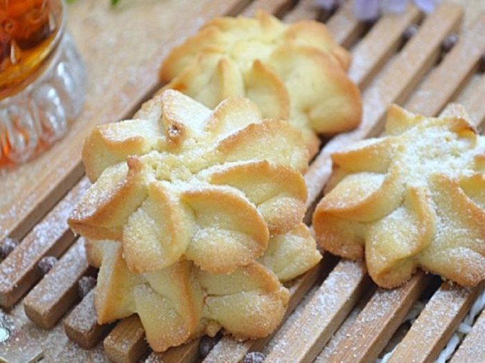 Курабье с коньяком и цедрой апельсина