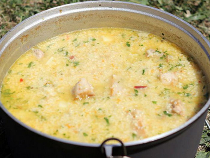 Кулеш со свиной тушенкой