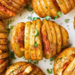 Запеченный картофель с беконом и сыром