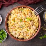 Булгур с курицей и овощами на сковороде: рецепт дня