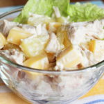 Салат с ананасами