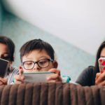 Что ответить ребенку на просьбу купить смартфон?
