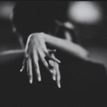 Держите ухо востро и не позволяйте вспышке романтических