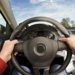 Перестанет ли автомобиль слушаться руля, если мотор заглох на ходу?