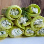 Кабачки с фетой и зеленью: рецепт быстрой летней закуски