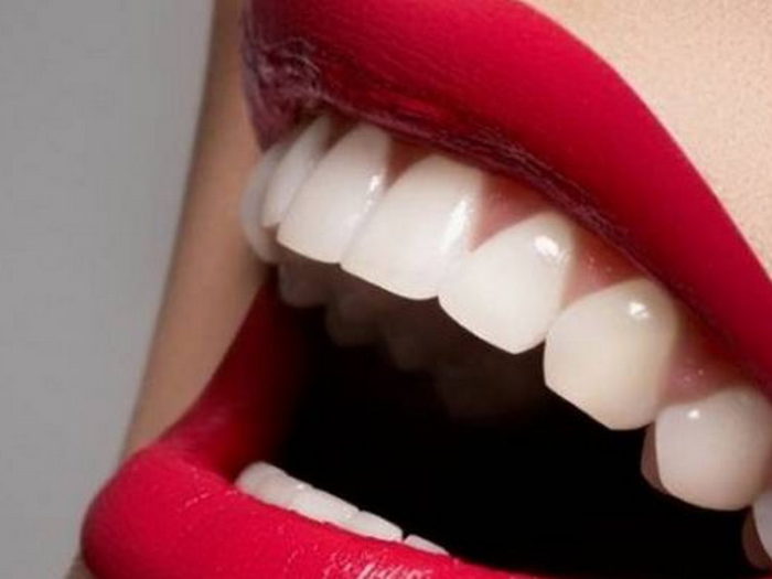 ЭТА МАСКА ДЛЯ ЗУБОВ ОСТАВИТ СТОМАТОЛОГОВ БЕЗ РАБОТЫ. ВСЕГО 4 КОМПОНЕНТА