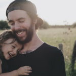 Почему так важна любовь родителей к детям