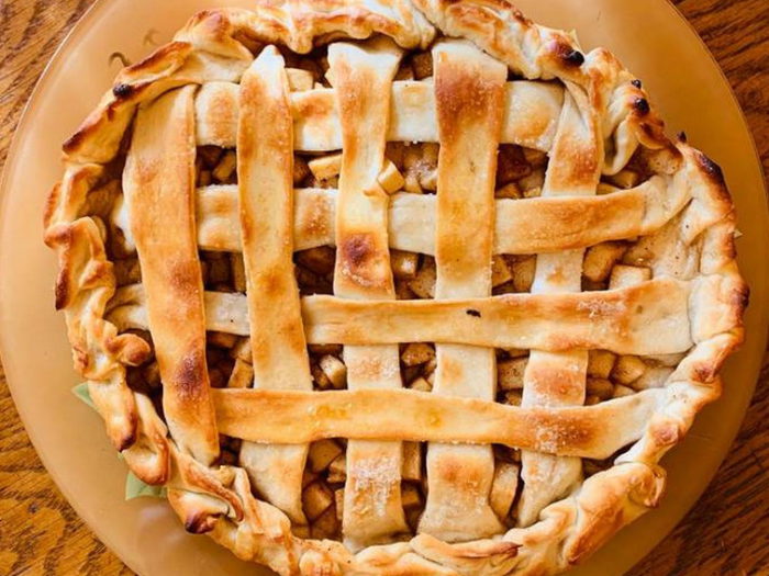 Рецепт пирога с яблоками и мёдом