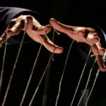 9 психологических хитростей, с помощью которых можно влиять на людей