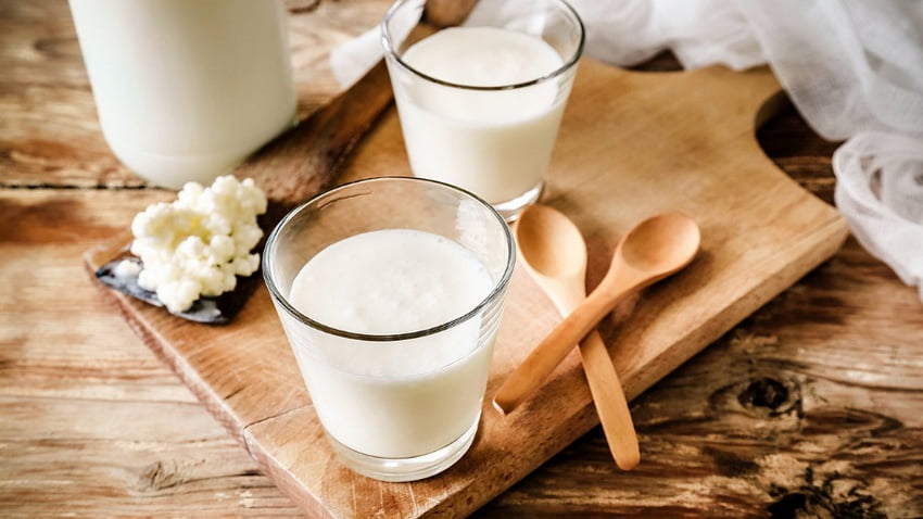 Польза молока и лечение молочными продуктами
