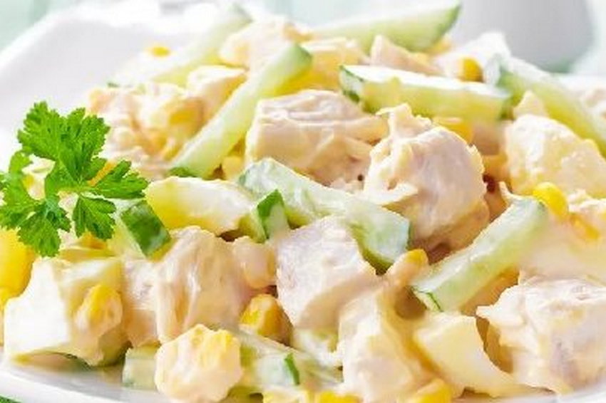 Салат из индейки с ананасами