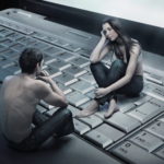 Измена в Интернете: просто игра или крах отношений?
