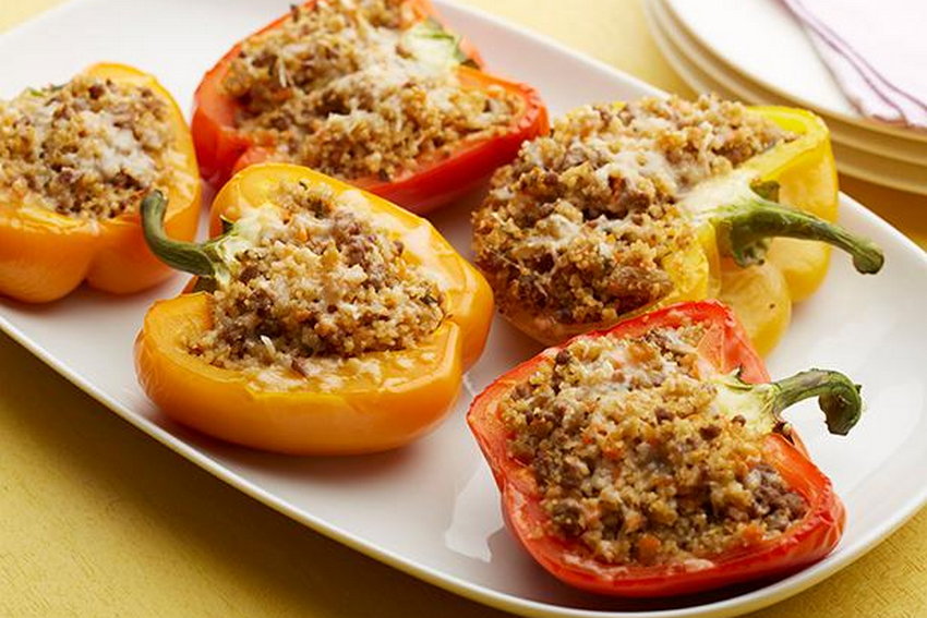 Перцы, фаршированные кускусом и овощами