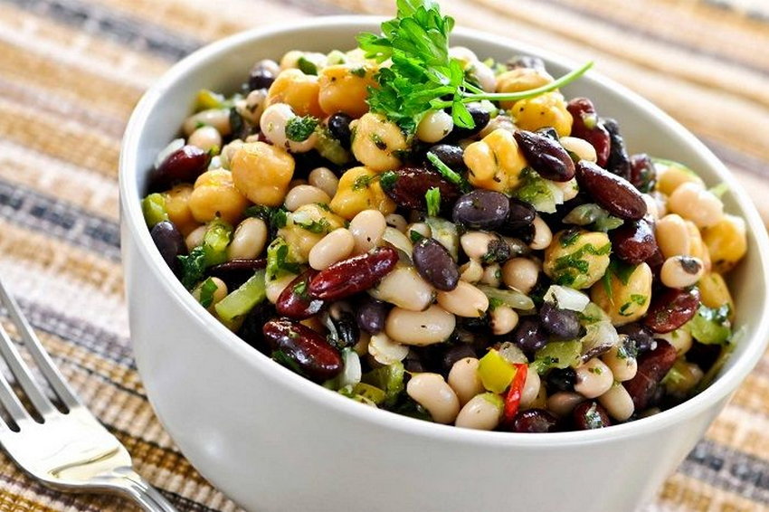 Когда ломаешь голову, что приготовить: 4 мини-салатов на любой вкус