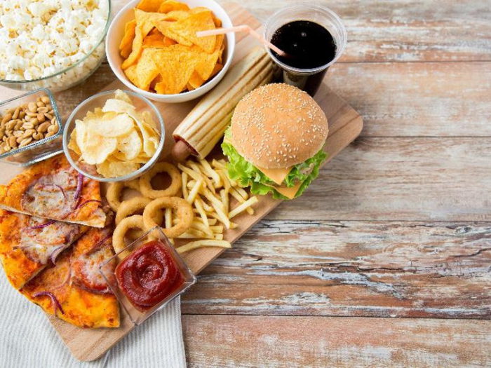 Какие продукты самые опасные для здоровья?