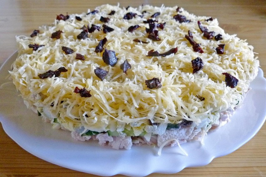 Салат "Каприз"