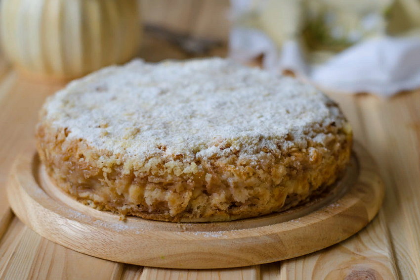Насыпной пирог с яблоками