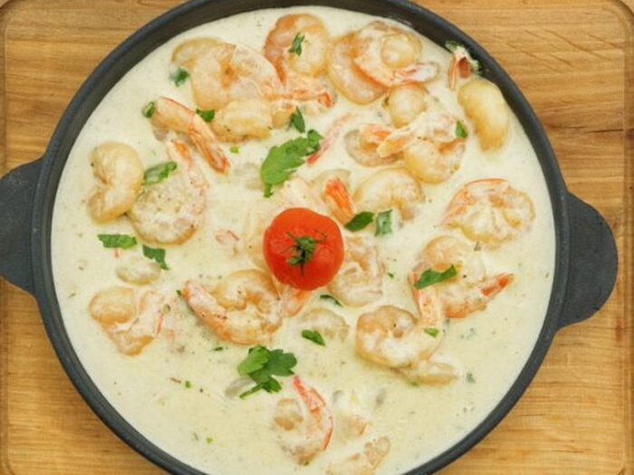 Креветки под соусом