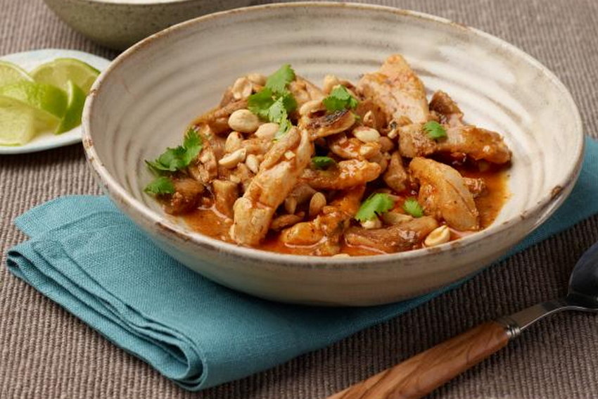 Нежная и острая курица в соусе карри