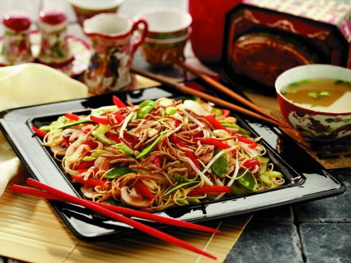 Цыпленок LO MEIN