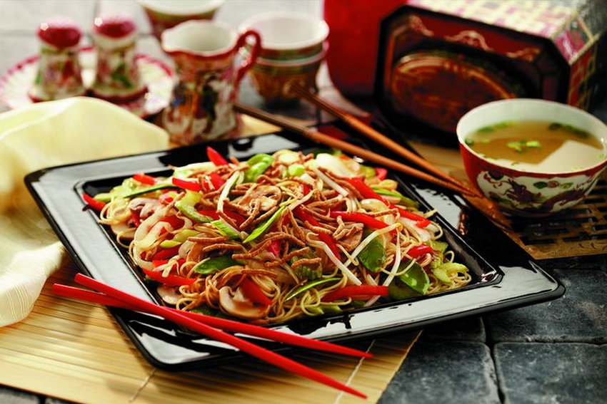 Цыпленок LO MEIN