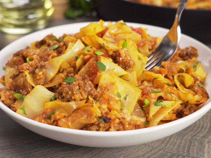 Жареная капуста с мясным фаршем как готовить