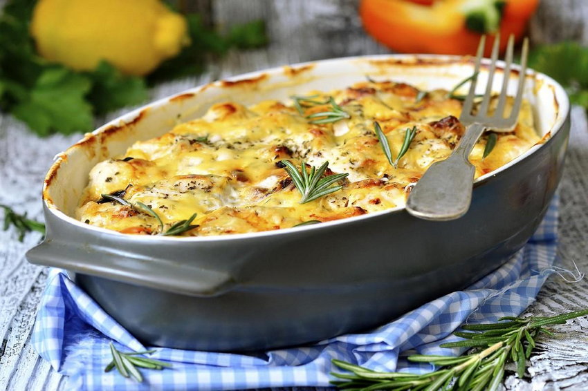 Картофельные мини-запеканки с курицей, грибами и сыром как приготовить