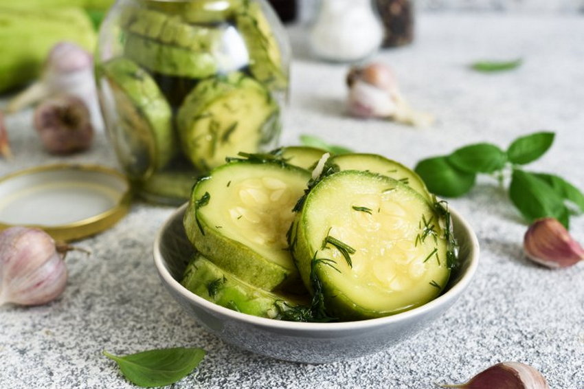 Кабачки маринованные