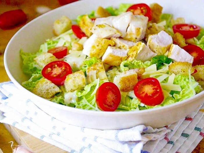 Классический Цезарь с курицей