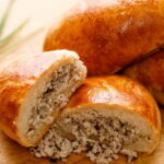 Пирожки с мясом в духовке
