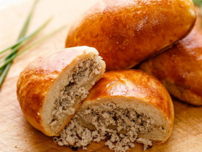 Пирожки с мясом в духовке