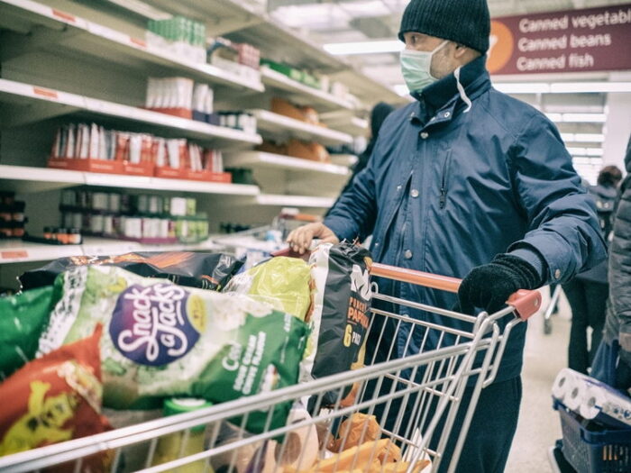 Как ходить за продуктами во время пандемии