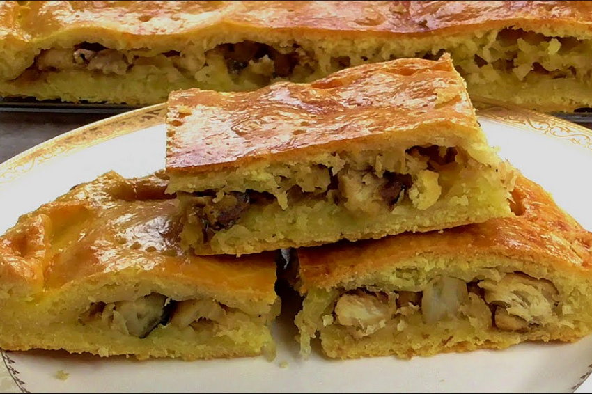 Пирог с сайрой и картофелем