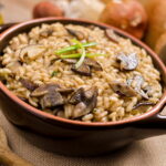 Как приготовить постный плов из гречки с грибами: пошаговый рецепт