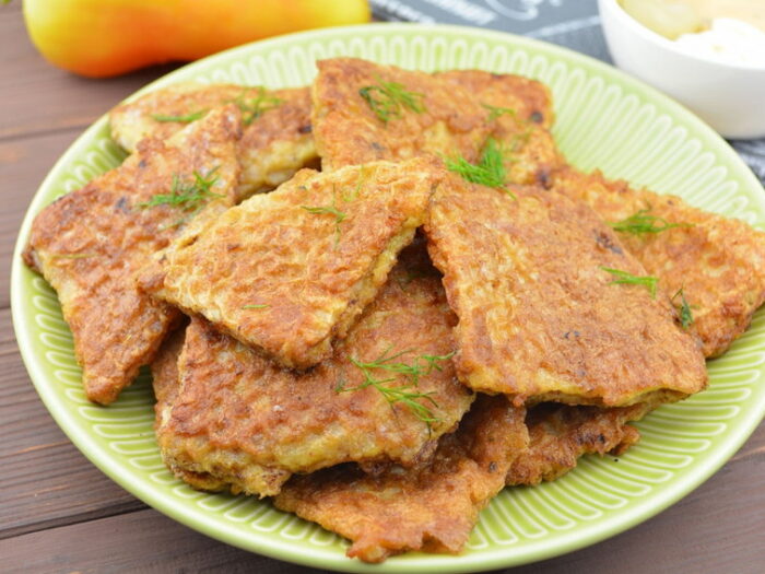 Как приготовить закуску из вафельных коржей