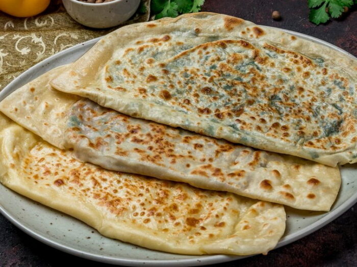 Как сделать кутабы с зеленью и брынзой