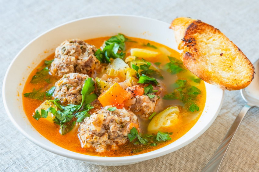 Суп из моркови с фрикадельками