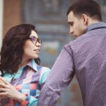 Как можно влюбить в себя начальника мужчину: важные моменты