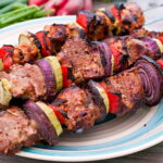 Секреты правильного шашлыка: как выбрать продукты и не прогадать