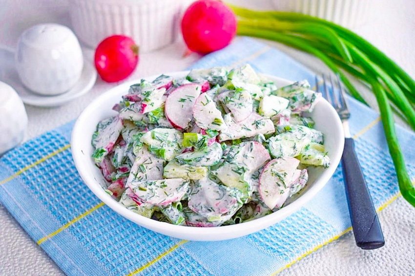 Как приготовить вкусный салат из редиса
