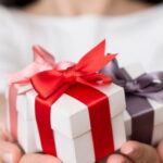 Сложности выбора – что стоит подарить на день рождения мужу на 40 лет