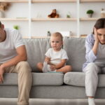 Развод родителей подрывает здоровье детей, выяснили специалисты