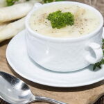 Рецепт весеннего крем-супа из спаржи с белым вином