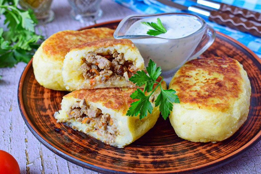 Как приготовить зразы картофельные с фаршем